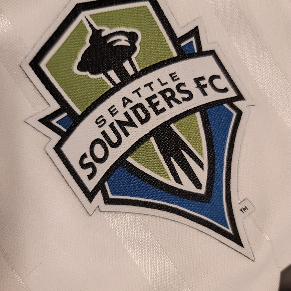 Adidas jersey - Picture 4 of 10